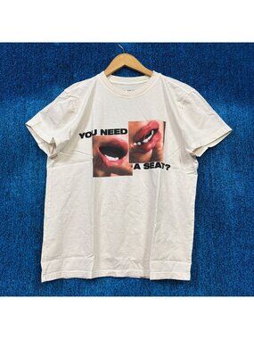 Billie Eilish You Need A Seat Popstar Beige T-Shirt Size Medium